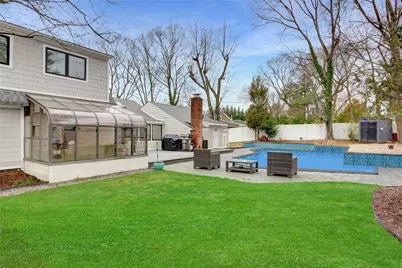 77 Dogleg Lane, Roslyn Heights, NY 11577 - Photo 1