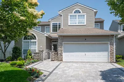 9 Hamlet Drive, Hauppauge, NY 11788 - Photo 1