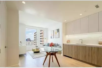 136-18 Maple Avenue #8G, Flushing, NY 11355 - Photo 1