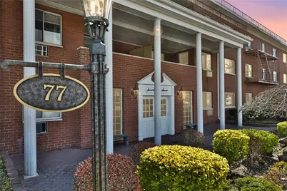 77 S Park Avenue #B16, Rockville Centre, NY 11570 - Photo 1