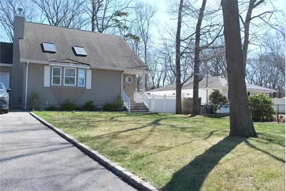 1154 William Floyd Parkway, Shirley, NY 11967 - Photo 1