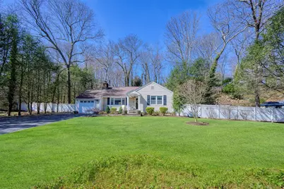 36 Cold Spring Hills Road, Huntington, NY 11743 - Photo 1