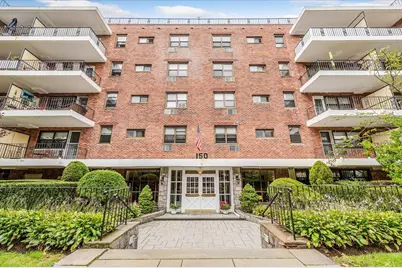 150 S Ocean Avenue #4-H, Freeport, NY 11520 - Photo 1