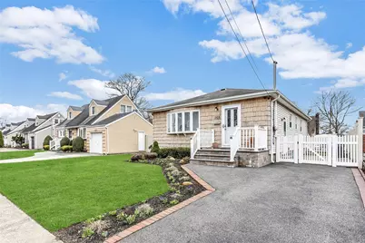 168 N Oak Street, Massapequa, NY 11758 - Photo 1