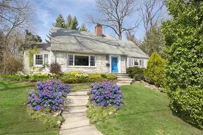 160 Douglas Place, Mount Vernon, NY 10552 - Photo 1