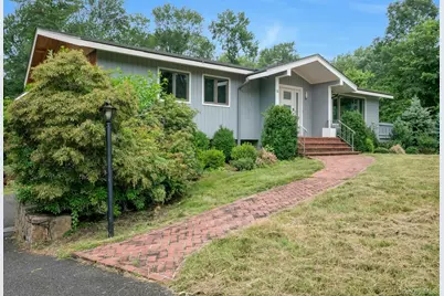 14 Perry Court, Armonk, NY 10504 - Photo 1