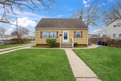 272 W. 16th Street, Deer Park, NY 11729 - Photo 1