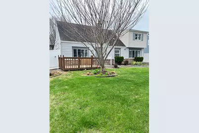 22 Peacock Lane, Levittown, NY 11756 - Photo 1