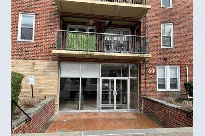 60 Hempstead Ave #3 J, Lynbrook, NY 11563 - Photo 1