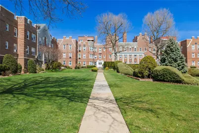 108 S Village Avenue #3F, Rockville Centre, NY 11570 - Photo 1