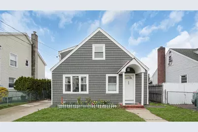 237 Windsor Parkway, Hempstead, NY 11550 - Photo 1