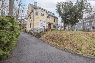 9 Aqueduct Place, Yonkers, NY 10701 - Photo 1