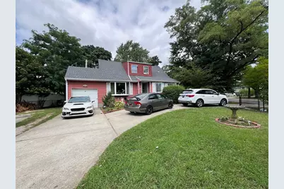 286 Washington Avenue, Brentwood, NY 11717 - Photo 1