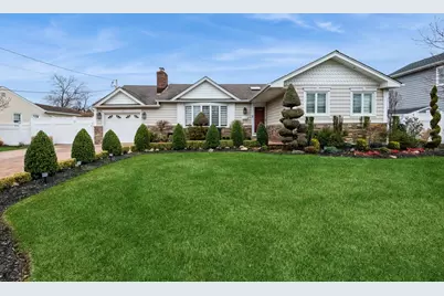 14 Waterview Avenue, Massapequa, NY 11758 - Photo 1