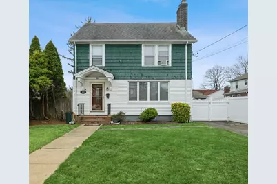 102 East Street, Hicksville, NY 11801 - Photo 1