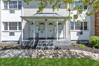 4410 Wilshire Lane #4410, Oakdale, NY 11769 - Photo 1