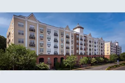 1100 Avalon Street #SPH21, Glen Cove, NY 11542 - Photo 1