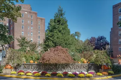 5645 Netherland Avenue #2G, Bronx, NY 10471 - Photo 1