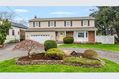 164 Eaton Lane, West Islip, NY 11795 - Photo 1