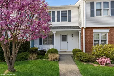 104 Williamsburg Drive, Mahopac, NY 10541 - Photo 1