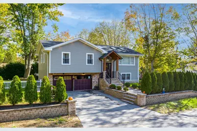 5 Berkeley Place, Sea Cliff, NY 11579 - Photo 1