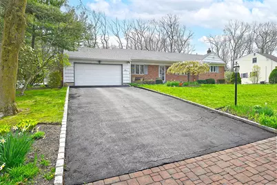 3 Duke Place, Dix Hills, NY 11746 - Photo 1