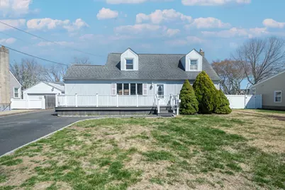 1067 Carll Drive, Bay Shore, NY 11706 - Photo 1