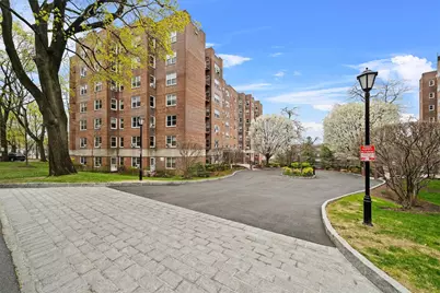 280 Collins Avenue #4B, Mount Vernon, NY 10552 - Photo 1