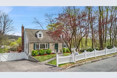 4 Perry Avenue, White Plains, NY 10603 - Photo 1