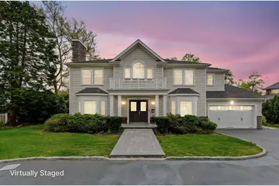 375 I U Willets Road, Roslyn Heights, NY 11577 - Photo 1