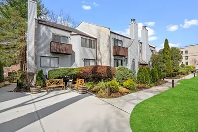 10 Wooleys Lane #2C, Great Neck, NY 11023 - Photo 1