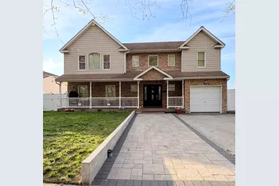 722 Palmetto Drive, Franklin Square, NY 11010 - Photo 1