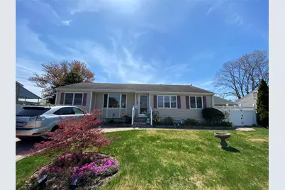 102 Thomas Street, Brentwood, NY 11717 - Photo 1