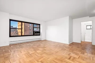 21-36 33rd Road #7B, Astoria, NY 11106 - Photo 1