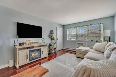 100 Connetquot Avenue #21, East Islip, NY 11730 - Photo 1