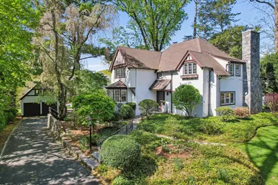 10 Wayside Lane, Scarsdale, NY 10583 - Photo 1