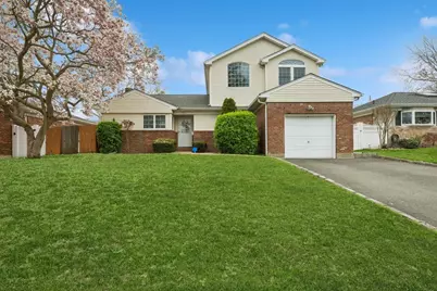 1566 Kew Avenue, Hewlett, NY 11557 - Photo 1