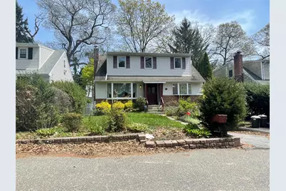 4 Hanson Place, Huntington, NY 11743 - Photo 1