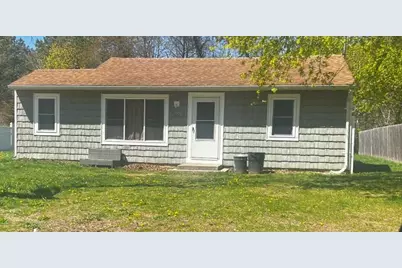 650 Hoffman Avenue, Bellport, NY 11713 - Photo 1