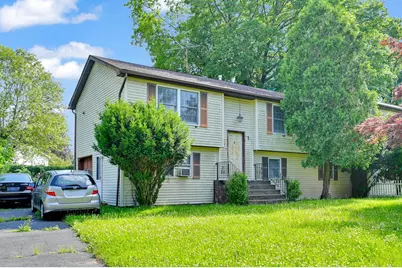 18 Hazel Court, Spring Valley, NY 10977 - Photo 1