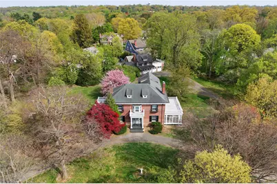 44 North Drive, Manhasset, NY 11030 - Photo 1
