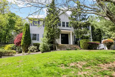 9 Carriage Lane, Nanuet, NY 10954 - Photo 1
