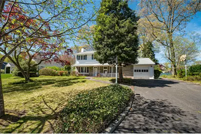 105 Ketewamoke Avenue, Babylon, NY 11702 - Photo 1