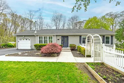 17 Park Circle, Nesconset, NY 11767 - Photo 1