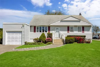 43 Merritt Street, West Islip, NY 11795 - Photo 1