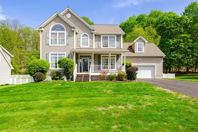 7 Coachlight Drive, Poughkeepsie, NY 12603 - Photo 1