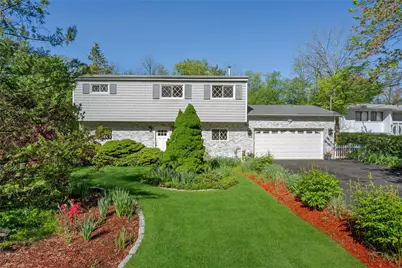 77 Greenwood Lane, White Plains, NY 10607 - Photo 1