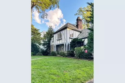 8 Southwoods Lane, Scarsdale, NY 10583 - Photo 1