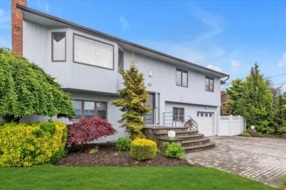 302 Blackheath Road, Long Beach, NY 11561 - Photo 1