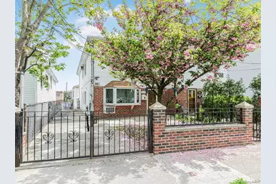 540 Throggs Neck Expressway, Bronx, NY 10465 - Photo 1